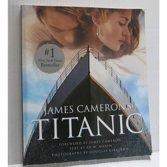 TITANIC by James Cameron Book 1997 Paperback 178 Pages Photographs Historical - Picture 1 of 9